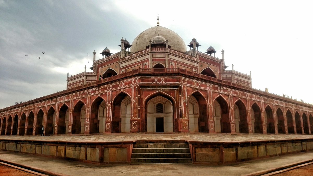 sanju_devil's tweet photo. #Humanyun #tomb #Delhi #vacation #perspective #monument #beautiful #incredibleindia #infinite #stairs #Heritage https://t.co/IV88bmsiZh