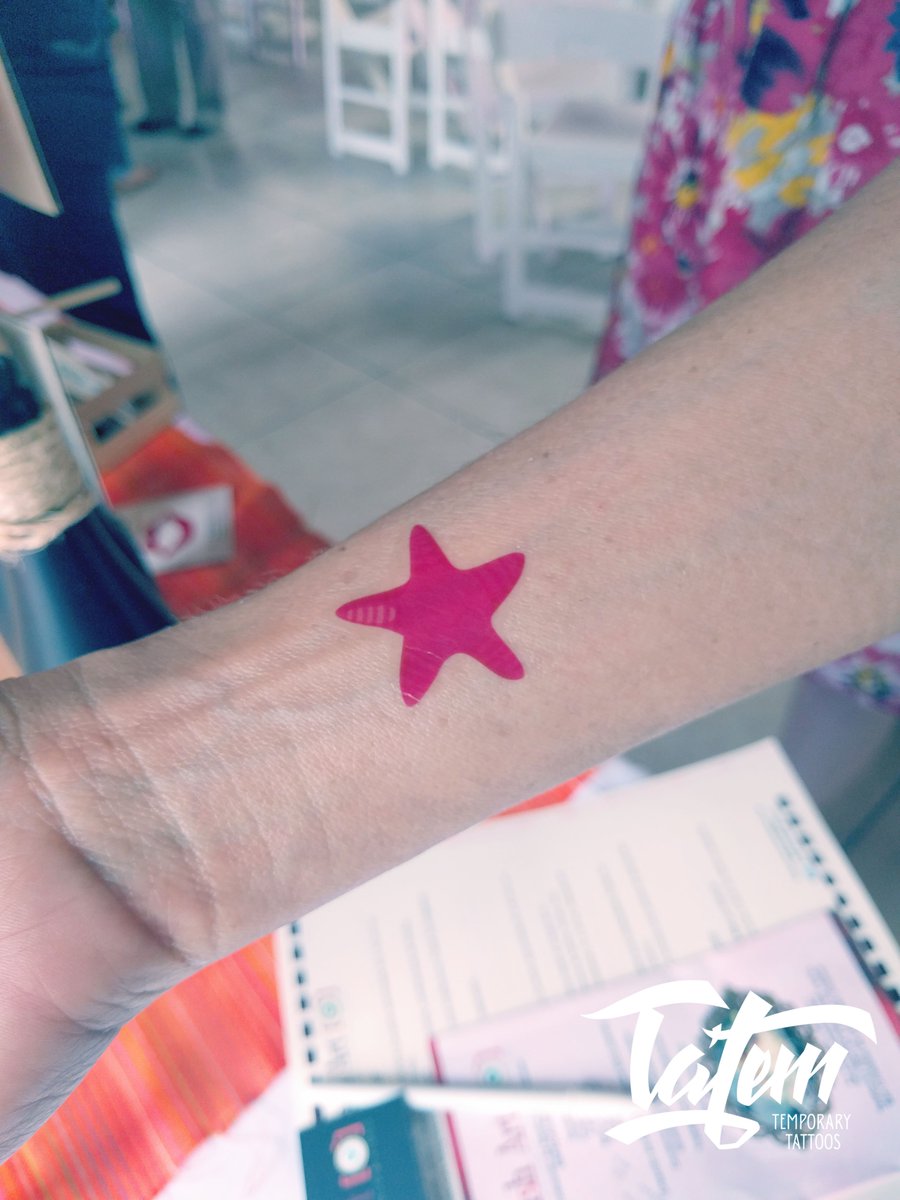 tatem_design's tweet photo. Una estrellita de mar dedicada a los afortunados que se van a la playa en estas vacaciones #primavera #tattoolife https://t.co/9juZfpgxGM
