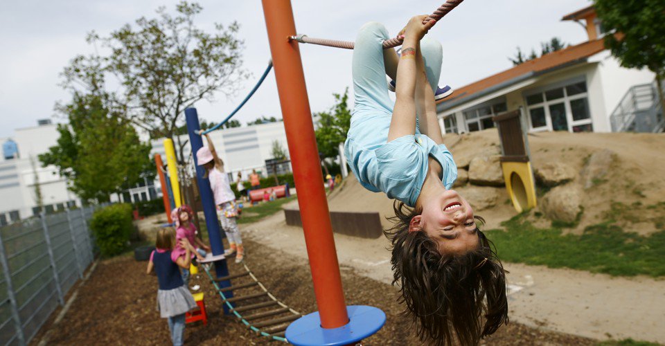 ImagineLearning's tweet photo. Is kindergarten about play or structured learning? Finland's view | The Atlantic https://t.co/7txBHcJWHm #edchat https://t.co/OnQSmxek4l