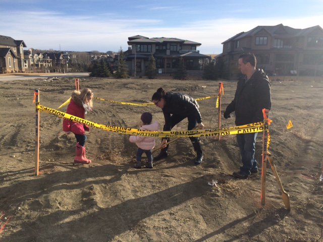 TrickleCreekYYC's tweet photo. Perfect start to spring in @WatermarkYYC #GroundBreakingCeremony for a great addition to the @TrickleCreekYYC family https://t.co/mDFGAunsbr
