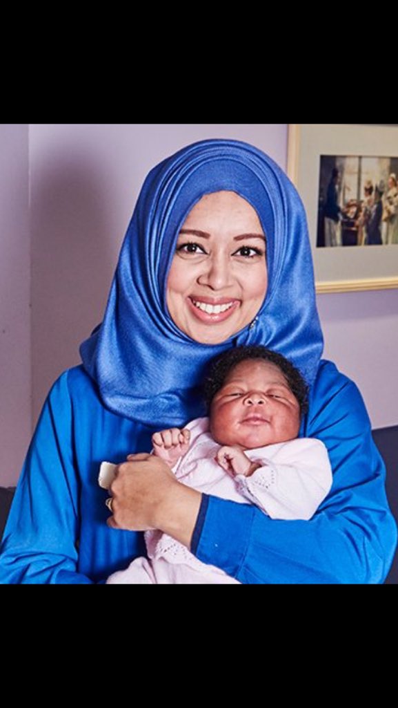 sezzera's tweet image. Feeling such joy for Hana (Midwife) on @C4OneBorn speaking about her Faith... Beautiful lady ❤️ #OneBorn #Hana