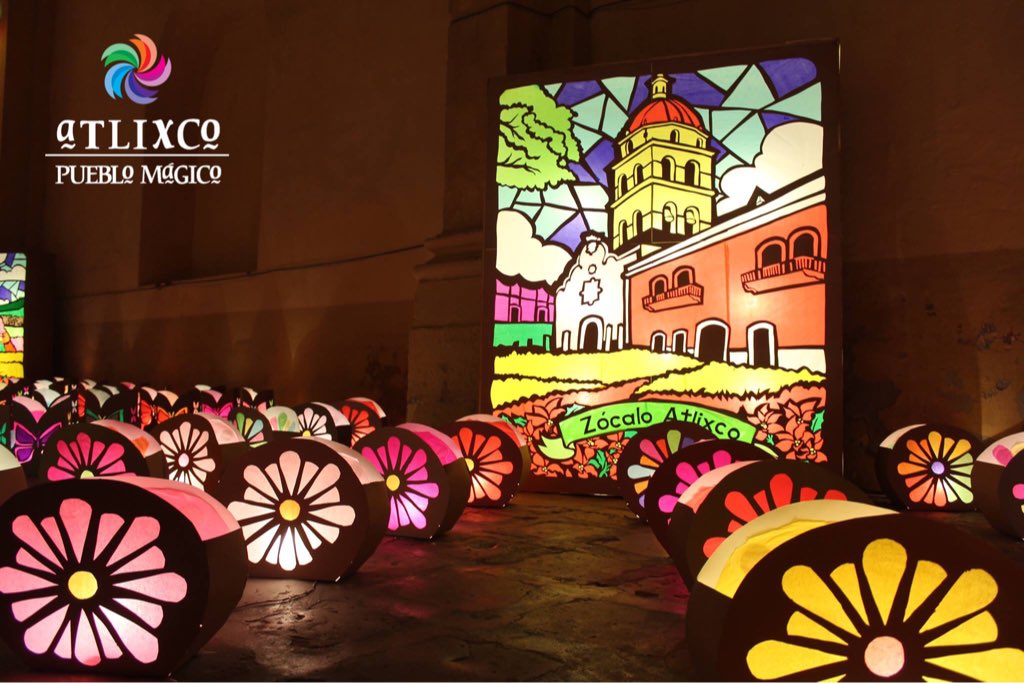 AtlixcoMagico_'s tweet photo. Hoy a las 19 Hrs. Encenderemos de nuevo los "Faroles Colombianos en #Atlixco". Exconvento del Carmen, 4 Norte 202 https://t.co/MFGwVEK2xY