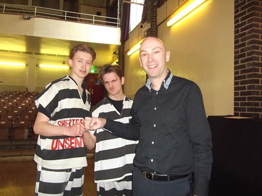 Spoke to 200 sixth formers today in London. My student readers in stripes pulling tough prison faces. <a href="/HatchEndHigh/">Hatch End High School</a>