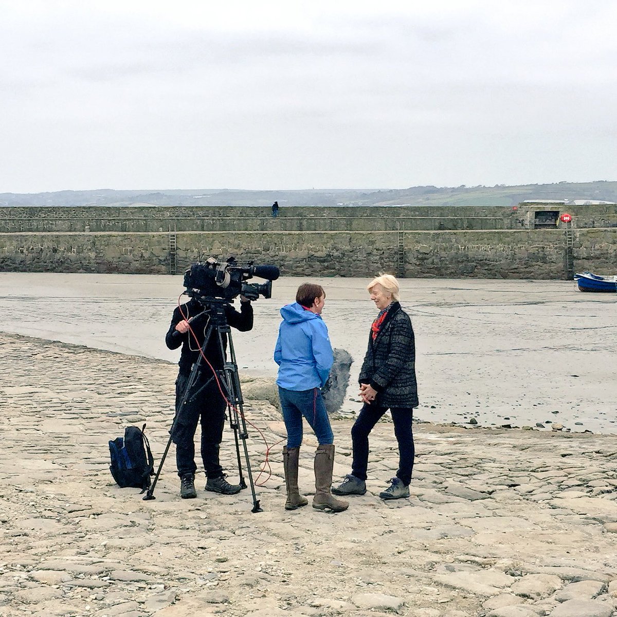 frankbatt's tweet photo. Interesting piece on @BBCSpotlight about the causeway repairs #stmichaelsmount
@ 7.20mins
https://t.co/aMVT2rumcR https://t.co/WsUAMzSrzV