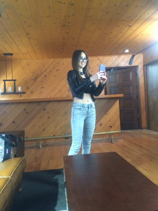 Watching the adorable @RileyReidx3 doing #selfie #madness #lol https://t.co/EaGzf7ht9x<a class="tags" href="/tag/rileyreidx3">@rileyreidx3</a><a href="/tag/selfie"class="tags">#selfie</a><a href="/tag/lol"class="tags"><span>#lol</span></a><a href="/tag/madness"class="tags"><span>#madness</span></a>