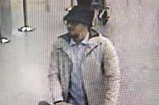 DailyMirror's tweet photo. Manhunt launched for key suspect linked to Brussels terror attacks https://t.co/FLR0wfNTkp https://t.co/JvUoITFqG4