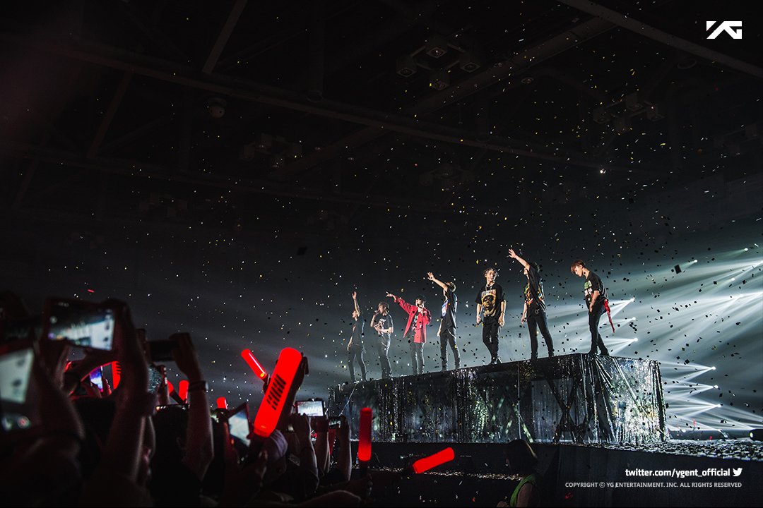 Yg Family On Twitter Ikon Ikoncert 2016 Showtime Tour In Busan More Photos Https T Co Ue33l7vnke Ikon Ikoncert Showtimetour Https T Co Nvf3bxkicc