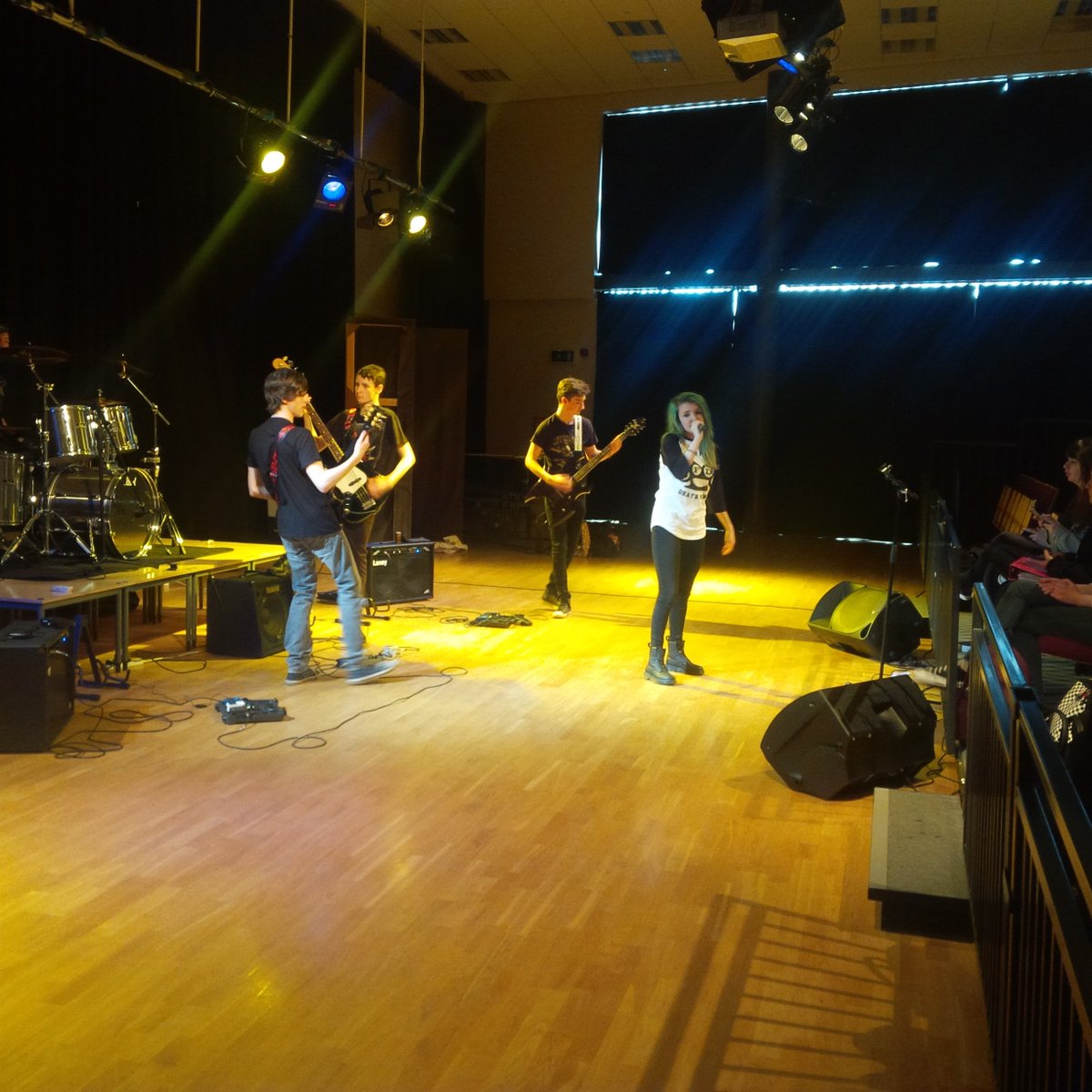 LittleRedBricks's tweet photo. Here are some of the photos from Monday's Psycho Spoons Concert https://t.co/R71GiYMtiF