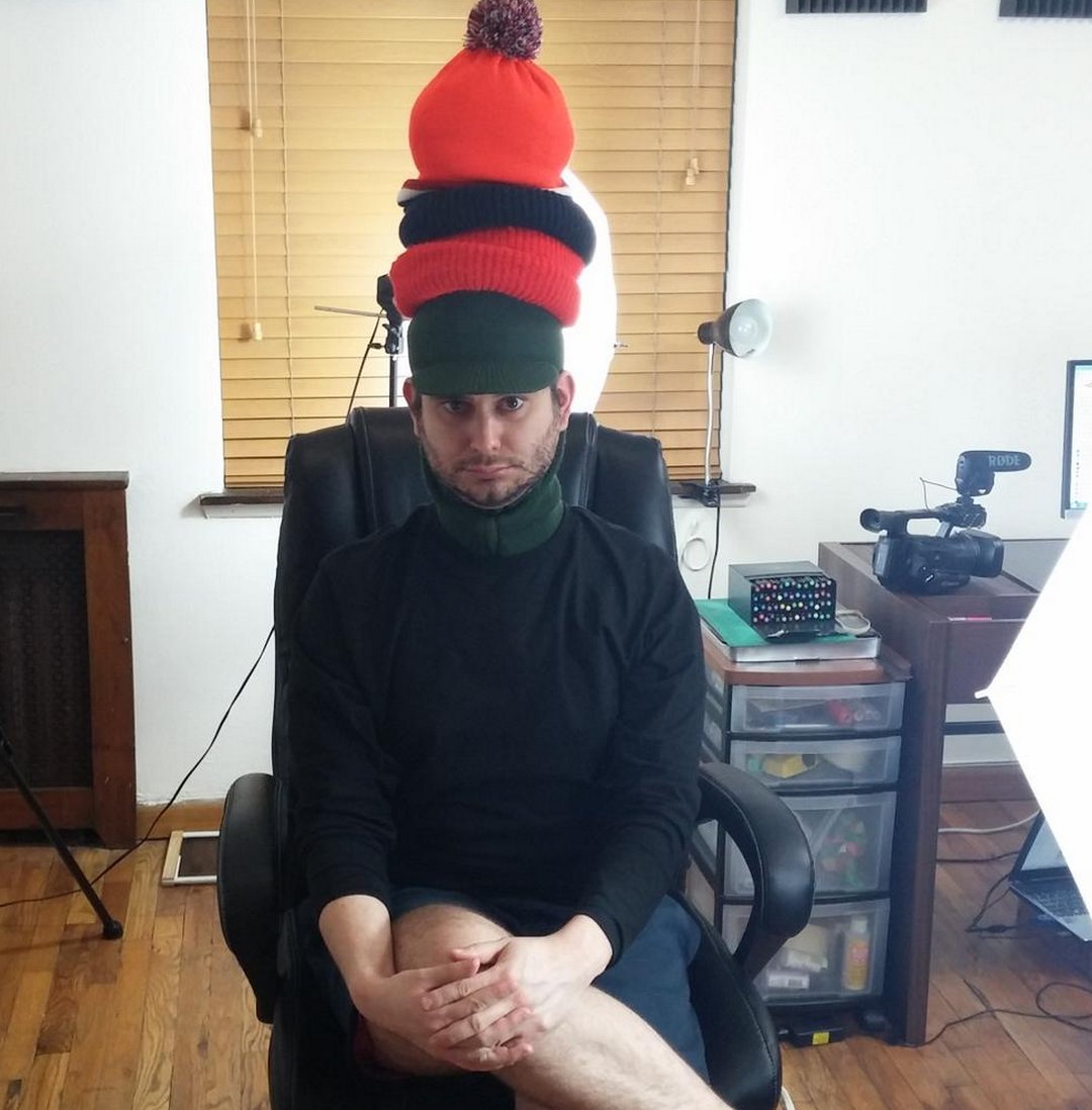chrismelberger's tweet photo. get urself a man who can do both https://t.co/UXMTgtUBRQ