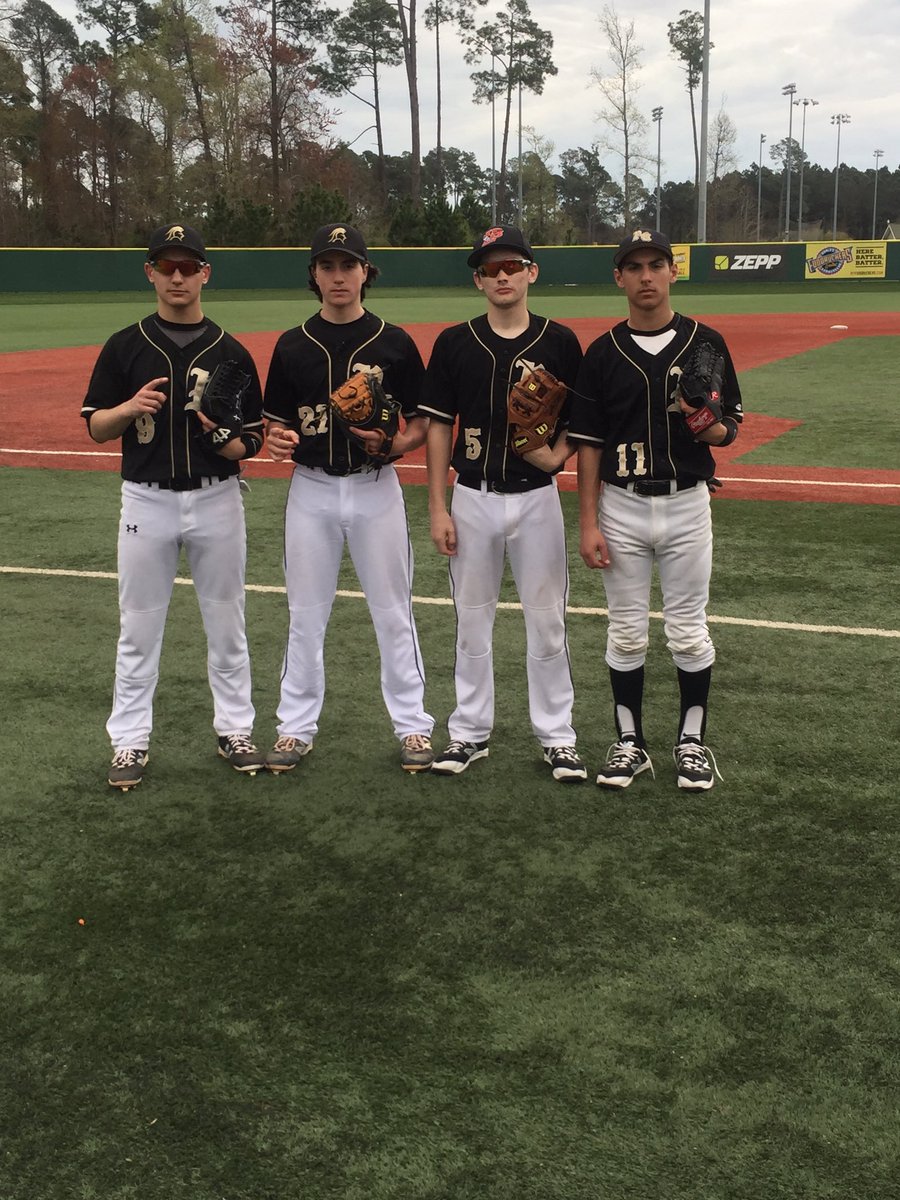 Ryan_Bocca's tweet image. Didn't get to post but, great time down in Myrtle for spring training with my guys⚾️🌊 #Room104 #HummBabe #HowAYou