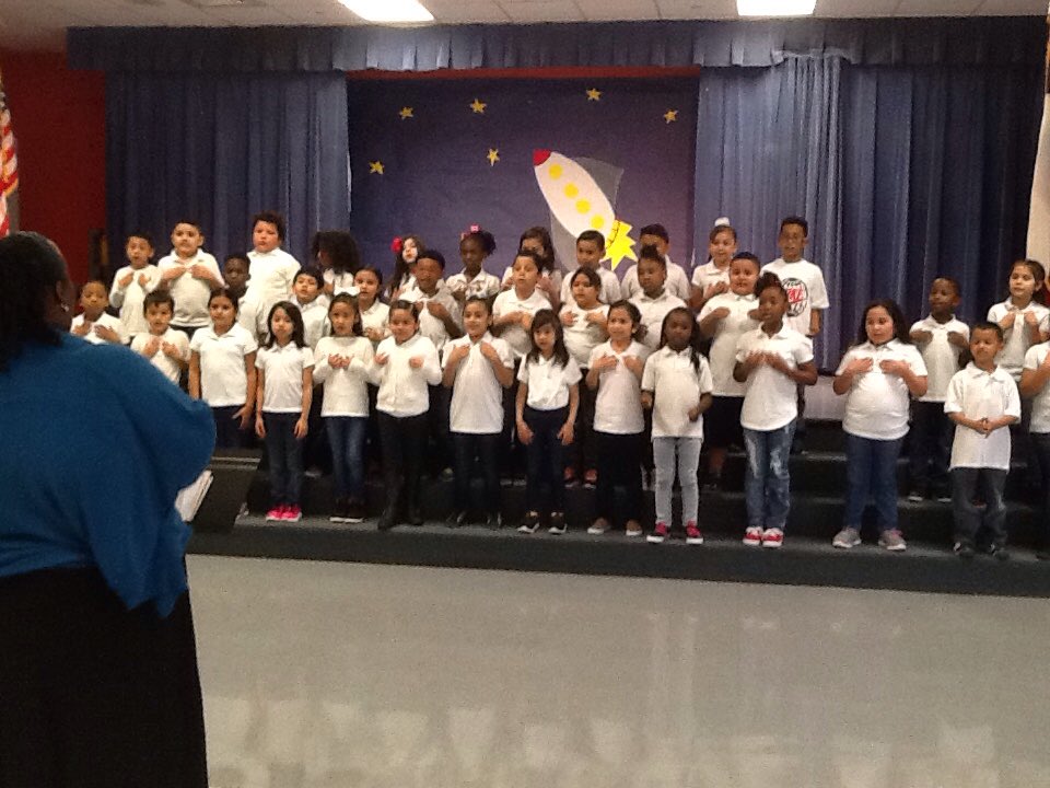 linkleopards's tweet photo. 1st Grade Leopards performing tonight! https://t.co/9TrYHpbPes