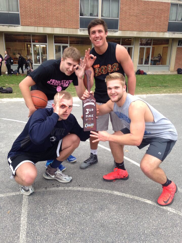 nuthouse127's tweet photo. So proud of our ΒΩΩΒΣ fraternity on placing third in Anchor Slam today!!! #dennation to celebrate!! https://t.co/Z7GghAEfiD