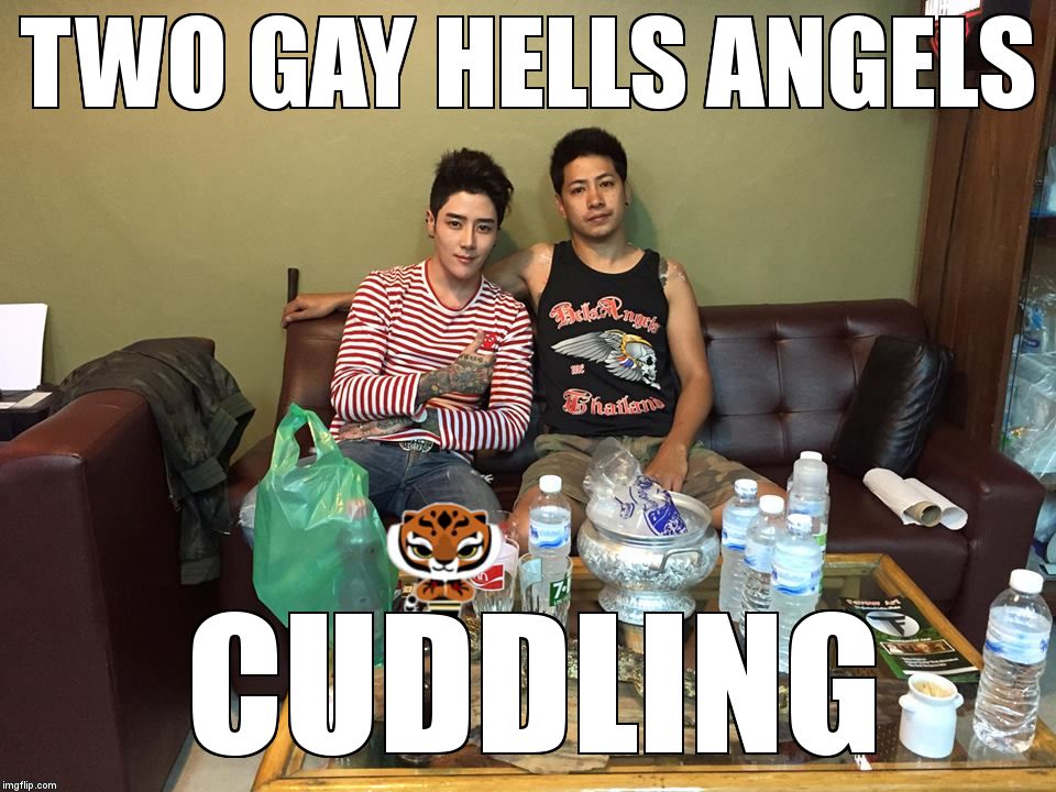steve_bonge's tweet photo. #gayhellsangels #homosexualbikers #homosexualhellsangels #gay #hamcgay #hamc #hellsangelgay #homosexual #hellsangels https://t.co/eN7EC1mwp1