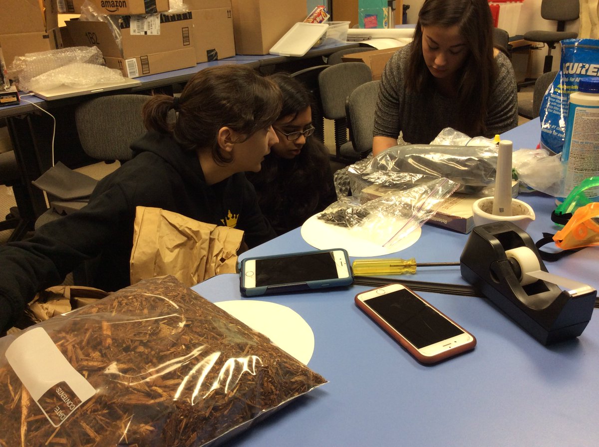 ChabotSpace's tweet photo. Our students from the #HackingSpace project leave for Kolkata, India this Saturday to meet @ScienceCityKol ! https://t.co/K8VFMEBvhV