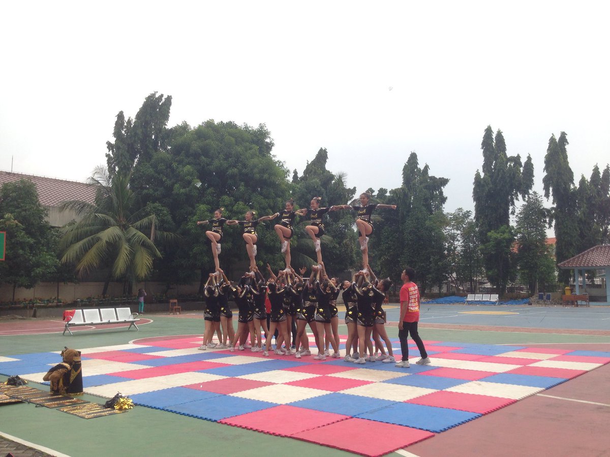 penampilan cheers kelima oleh SMALE🔝🔝🎀