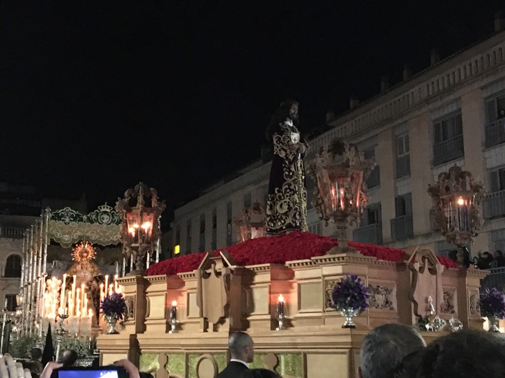 wikiCR's tweet photo. Otro año más hemos podido ver el ENCUENTRO en plaza mayor de Ciudad Real  https://t.co/T6tWfwDGAI
Vía @meteocr