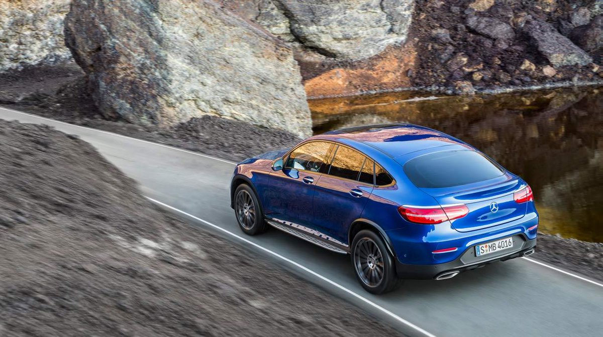 Autorevue_Tweet's tweet photo. Mercedes #GLC #Coupe - aufgebockt zum Ziel #SUV #Autos2016 #fahrerlager https://t.co/lezvnR2W8H https://t.co/TZVr2zTmej
