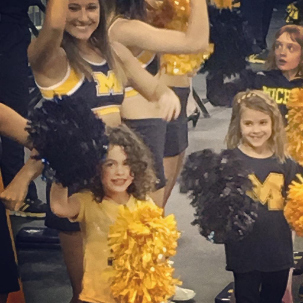 sanderson_jenn's tweet photo. Brought her 2 the @umichwbball game so she could see some female ballers & she ends up here...#goblue #igotwork2do https://t.co/KIvXdT6hYF