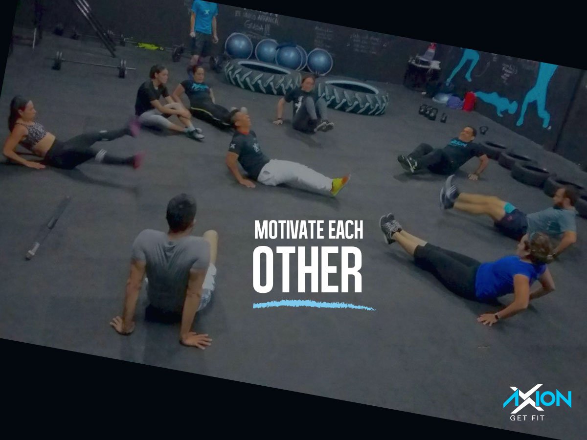 Axion_GetFit's tweet photo. En Axion nunca estás solo,  siempre tienes a tu equipo y a todo el staff para apoyarte. #SoyAxioner #auuu https://t.co/pEubnkJcOQ
