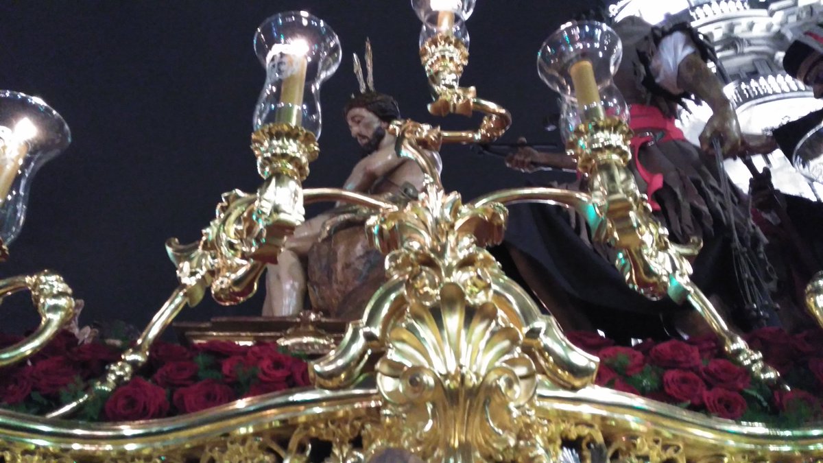 AngelGranaino's tweet photo. Regreso @HumildadGranada @cruzdeguiagrana @granadacofrade #SSantaGD @SemanaSantaGD @GuionCofradeGra @Ssantagranada https://t.co/AXSCRJ47zK