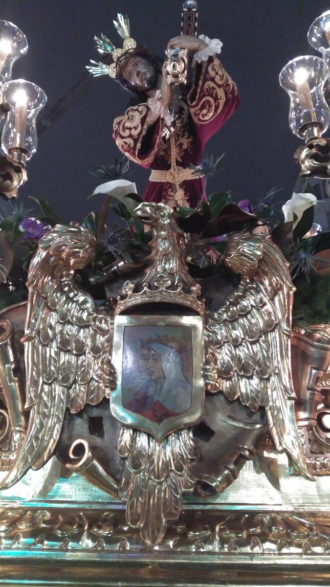 AngelGranaino's tweet photo. Martes Santo en #Granada @cruzdeguiagrana @granadacofrade #SSantaGD @SemanaSantaGD @GuionCofradeGra @Ssantagranada https://t.co/ud1YHln7yu