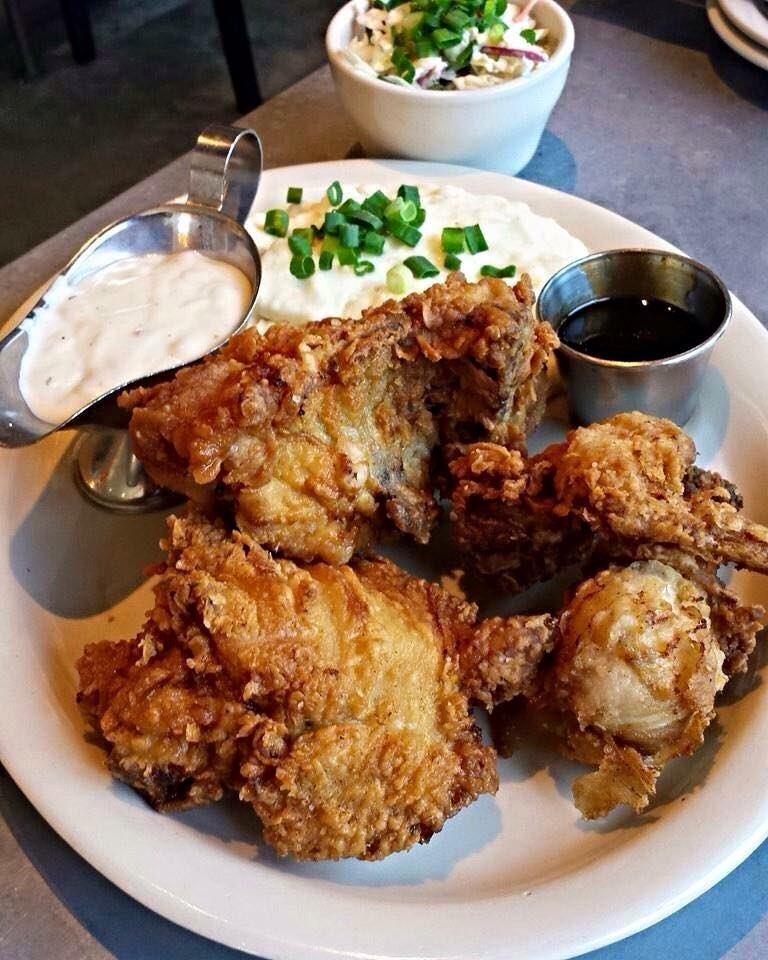 Dixie Fried Chicken Wednesday creamy slaw, mashed potatoes, gravy, hot sauce syrup #lkhh #libertykitchen #houheights