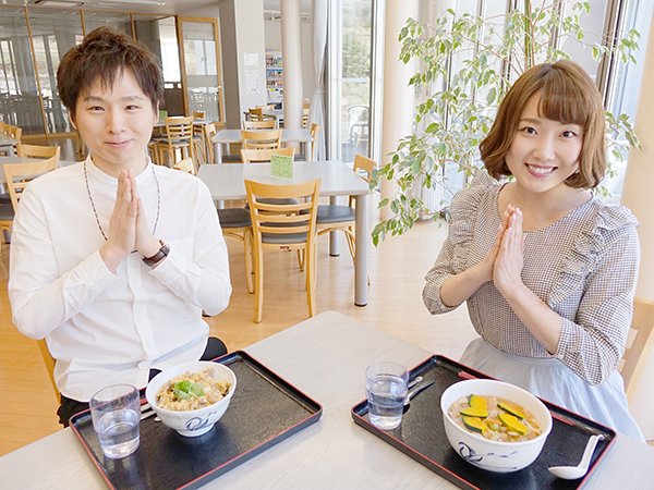 劇団四季 今回 バイオエネルギーマフィン を食べるのは エルコスの祈り 出演キャストよりエルコス役 中山理沙と ジョン役 権頭雄太朗の２名です さっそく ランチタイムスタート アルプごはん T Co Pfuqiy6lit Twitter