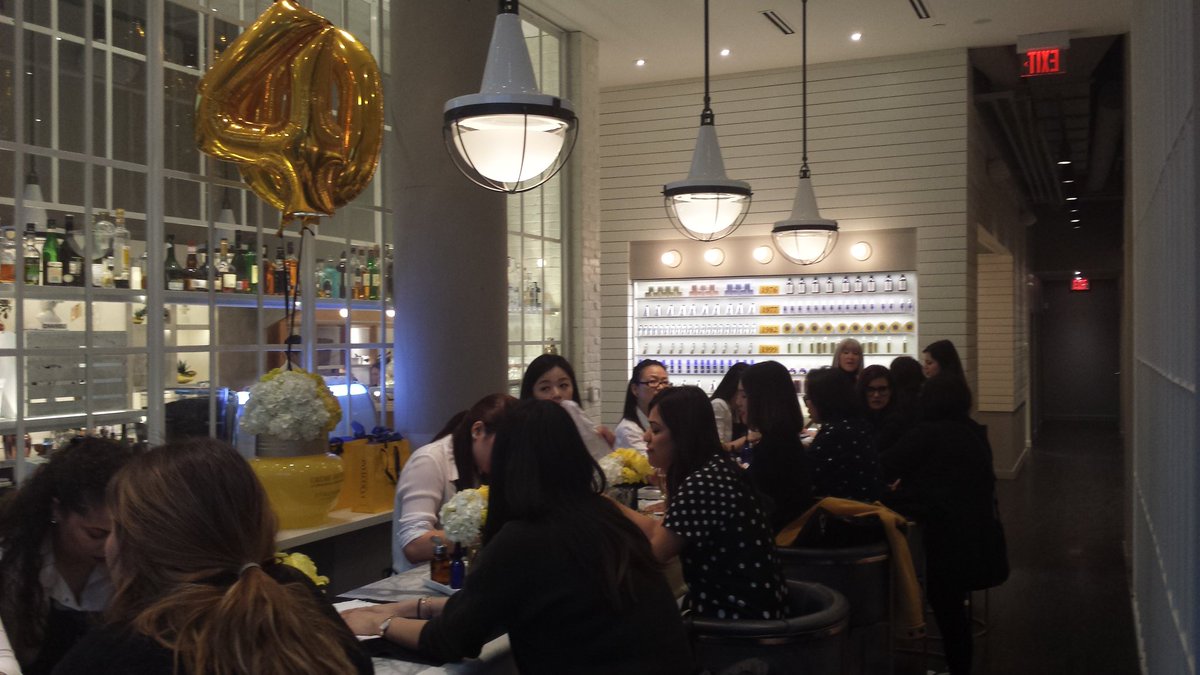 Ms_iMoe's tweet photo. Happy 40th L’Occitane En Provence! Amazing brand history &amp; a great party! #loccitane40 https://t.co/HVOZlzsv4K