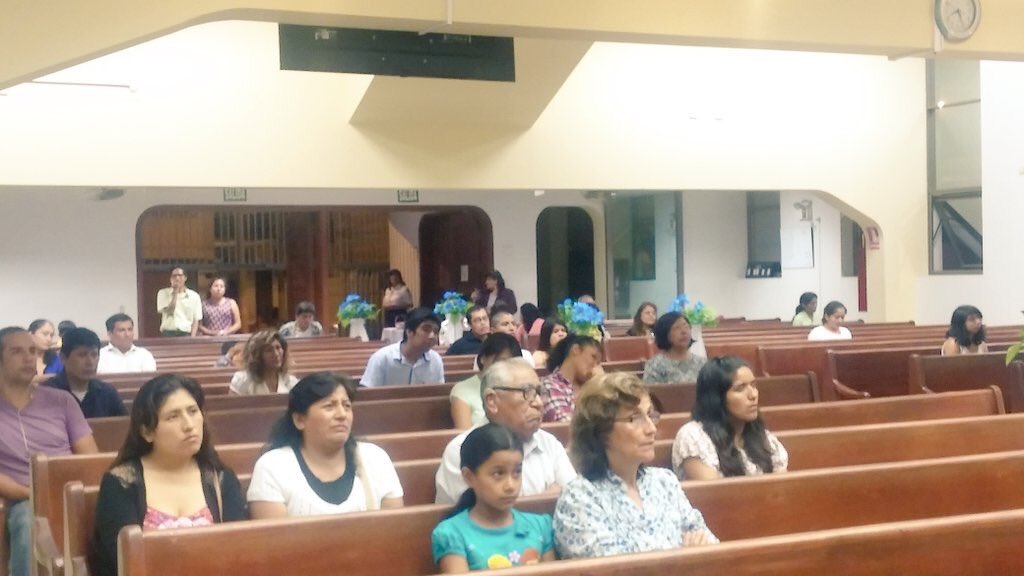 AdventistasAPCE's tweet photo. Iglesia España #Jesús vino a morir por nosotros #Compasión #FactorJuventud #APCE https://t.co/DmdGl9L7Do