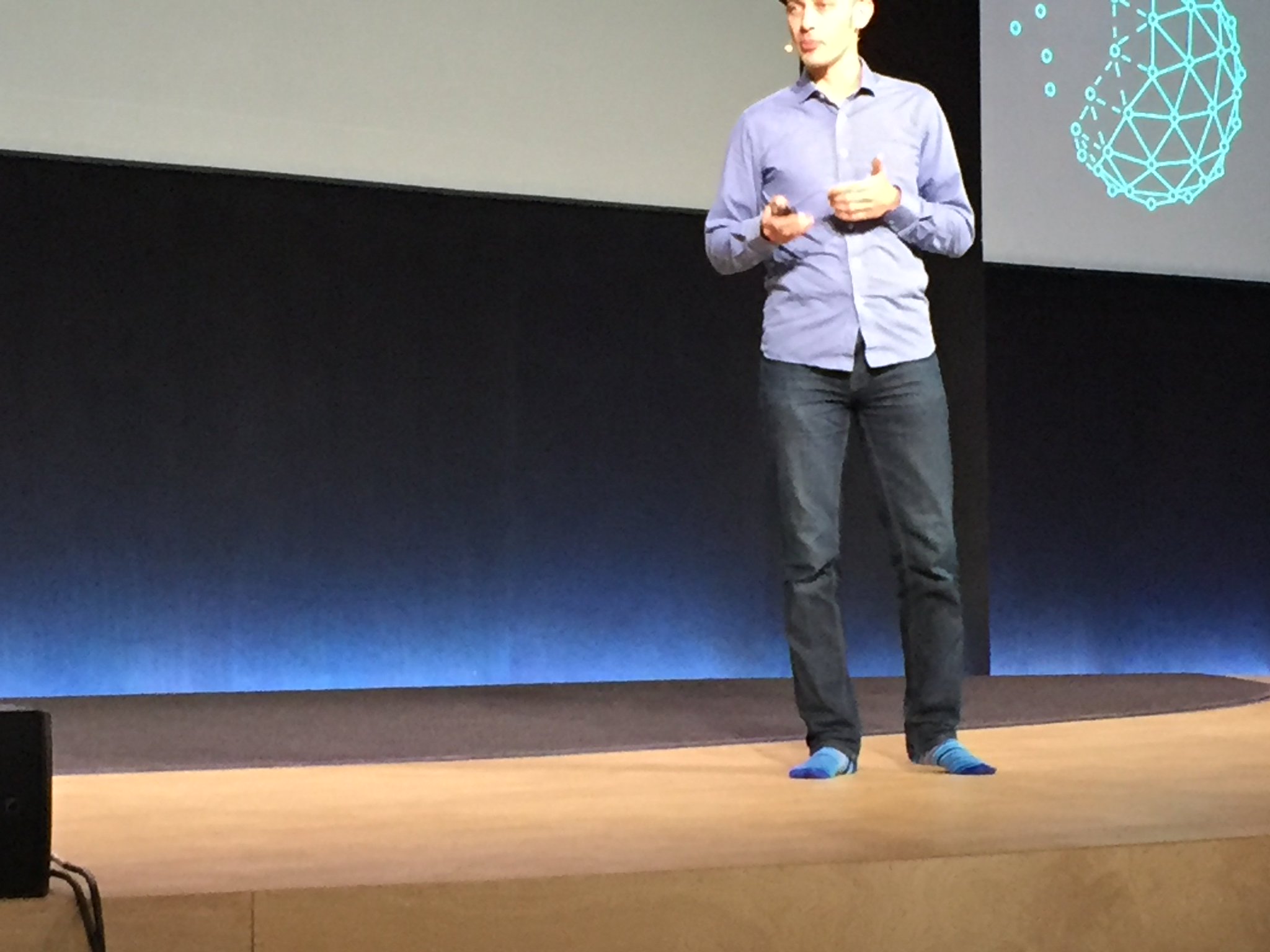 #shoelessceo #shopifyunite @tobi 👍🏼 https://t.co/Ks6tDJDnXk