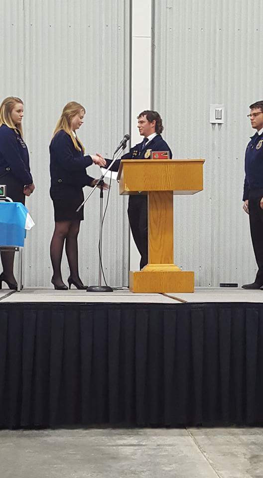 WindsorHighSch2's tweet photo. FFA Knowledge Team--1st place team
Matt Tatum:Ashtyn Howard:Matt Tatum:Carolyn FaberAll advance to Districts! https://t.co/pm92AdWzt2