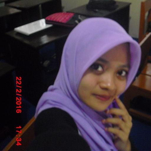 Cewek #Manis :) Itu ...
Cewek Yang Selalu #Sabar Dan #Tersenyum... ;)