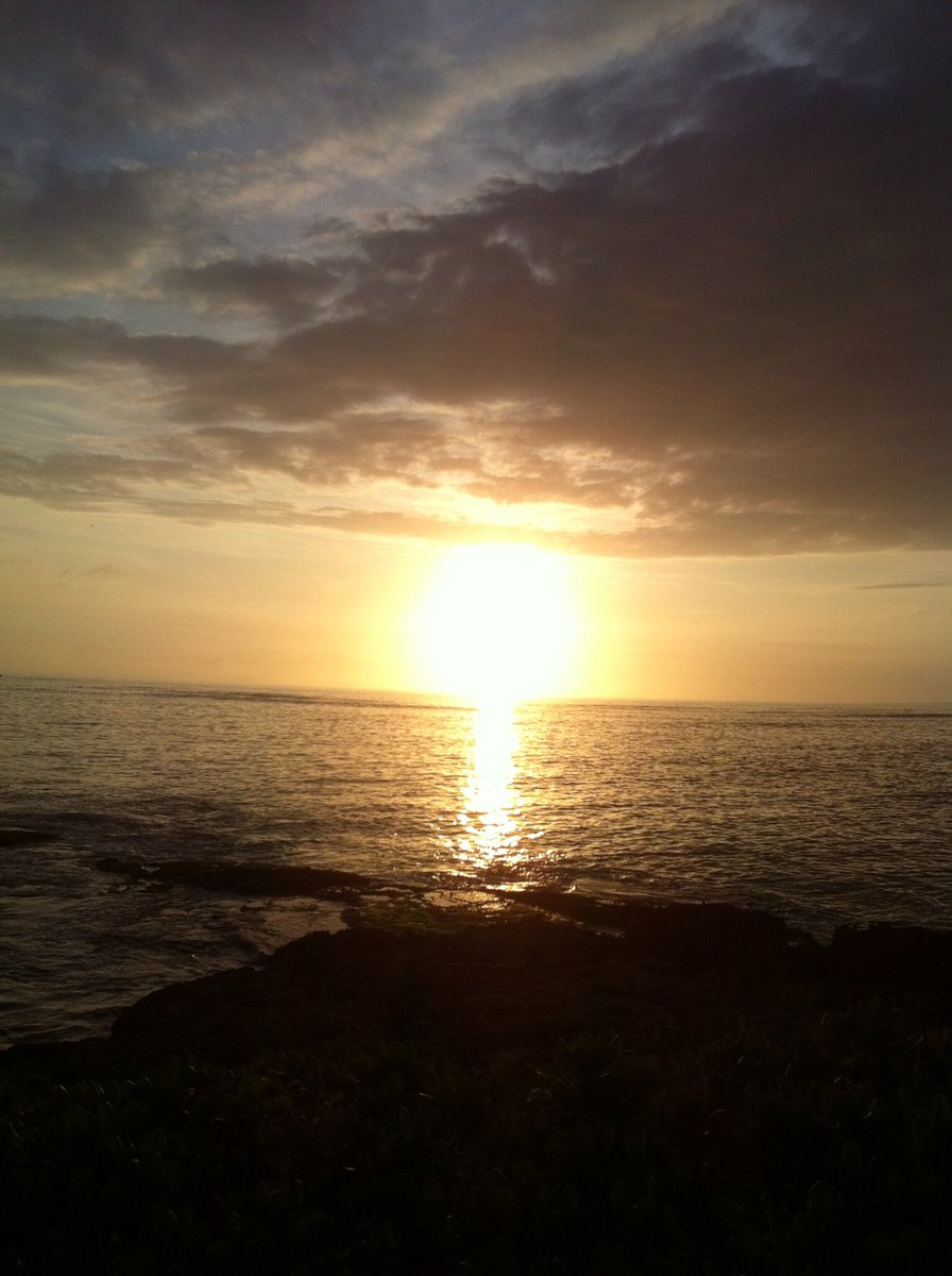 Sunset at the Paradise Cove luau ...#breathtakng