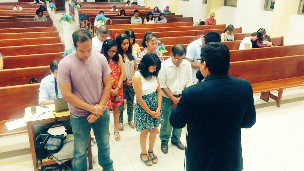 FactorJuventud's tweet photo. #Compasión y #Oración #SemanaSanta con #FactorJuventud https://t.co/eGZgSmIRAI