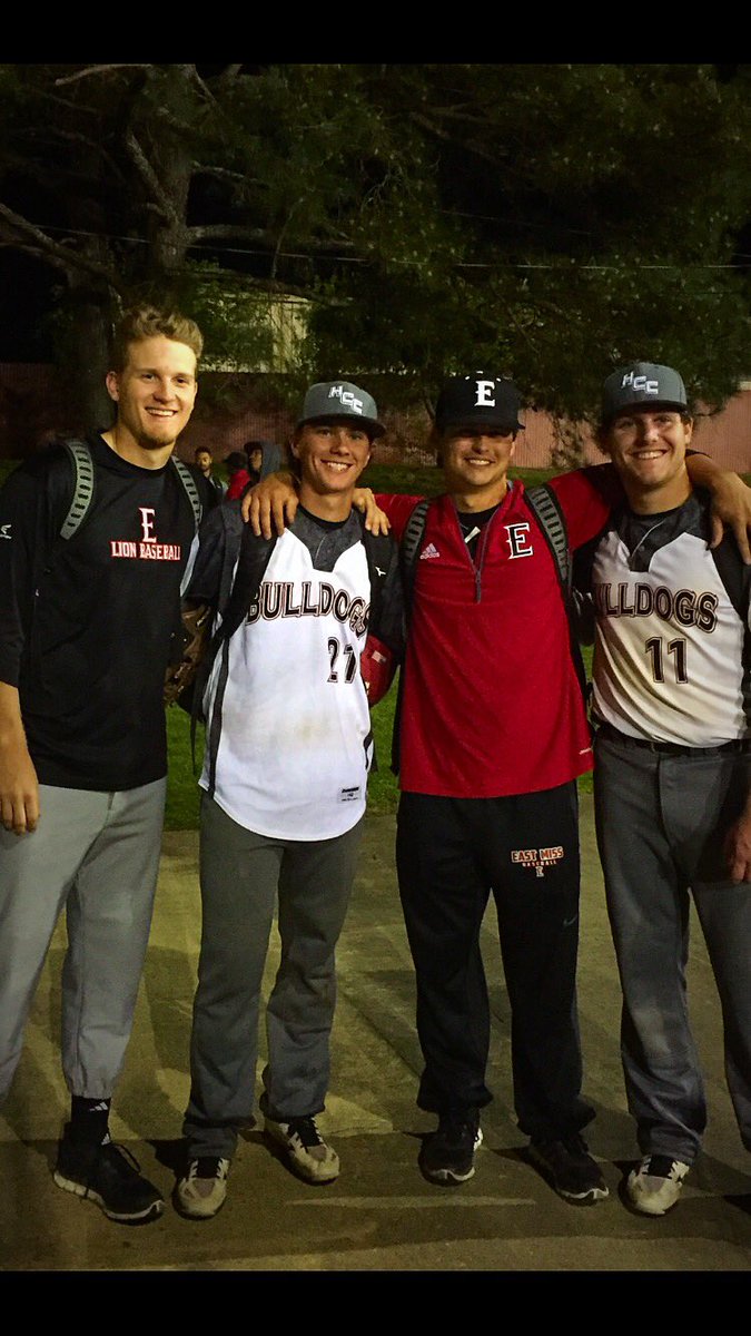 bullittbob717's tweet image. KO boys representing!! #friendsforlife #whippetsforever