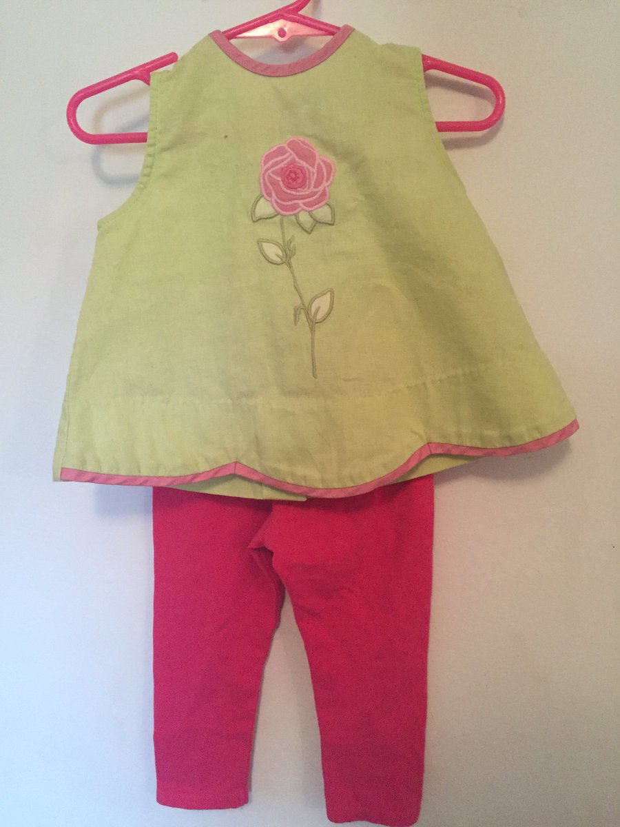 MoonBornVintage's tweet photo. #vintage #hartstrings #18months $15 plus $2s&amp;h - leave PayPal email to claim and find us on fb/etsy MoonBornVintage https://t.co/HO734uVej8