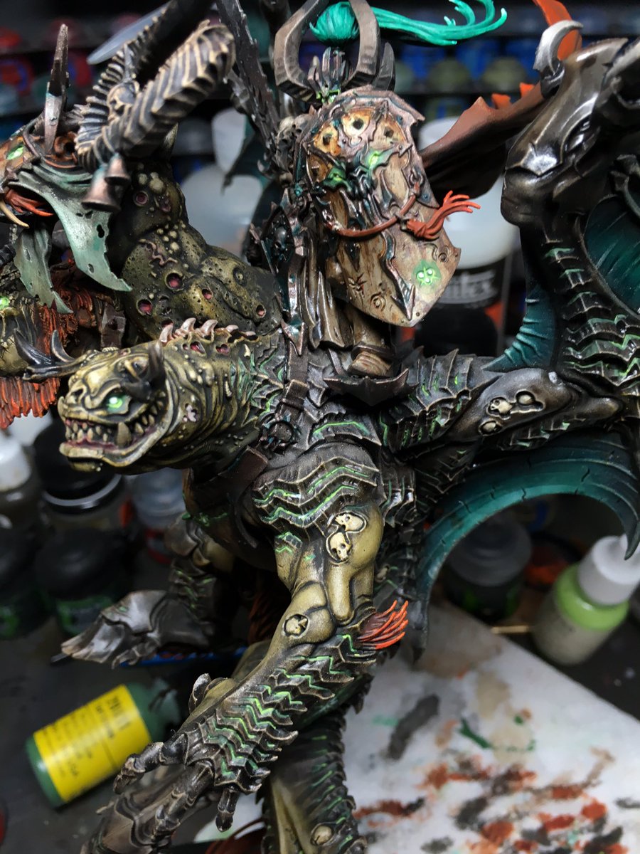 ACoatofGrey's tweet image. Some more of my WIP Archaon "Filth Father" #AgeOfSigmar #archaon #everchosen #chaos #nurgle @Games_Workshop1