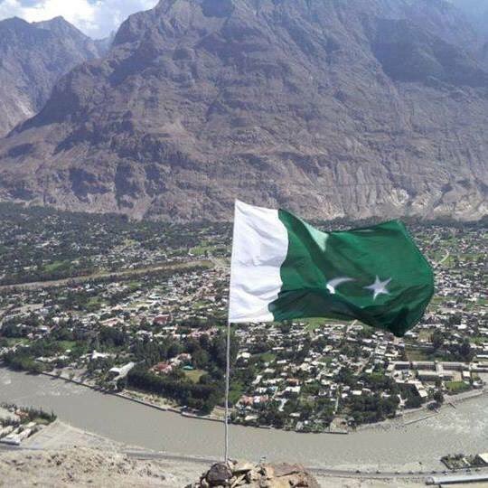 LoveOfPakistan's tweet photo. Show your love for Pakistan here. This account is just for Pakistan. #PakistanDay #SirfPakistan 🇵🇰 https://t.co/RWaay01Kme