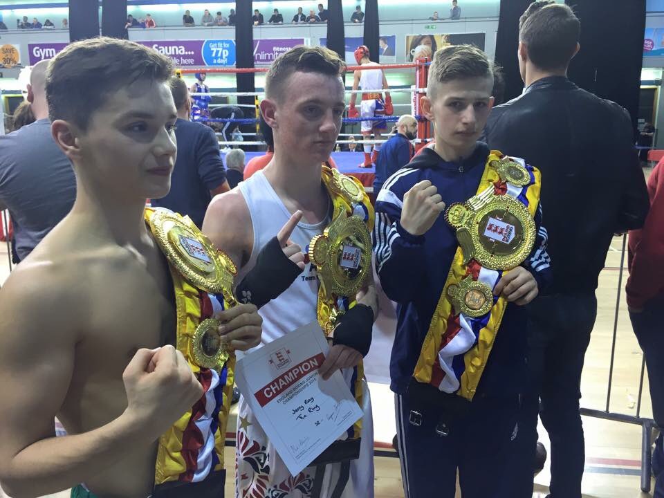 john_frankham_1's tweet photo. These 3 all started boxing together @pinewoodstarr1 they won 3 national titles in a row 48'50'52 great achievement https://t.co/BCpuEqk6YO