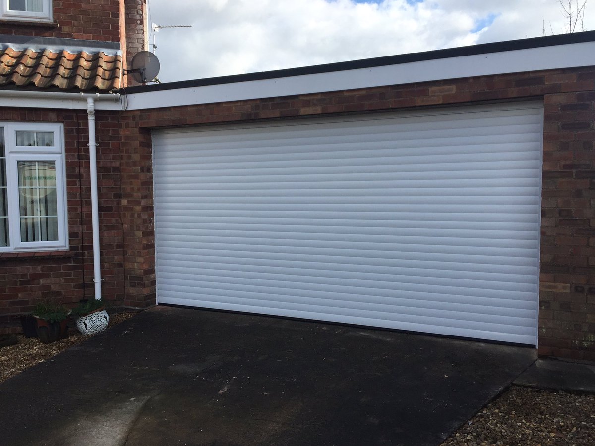 YLGDMLtd's tweet photo. Up double up and over out and new white roller door fitted https://t.co/zAx3LmCCSs