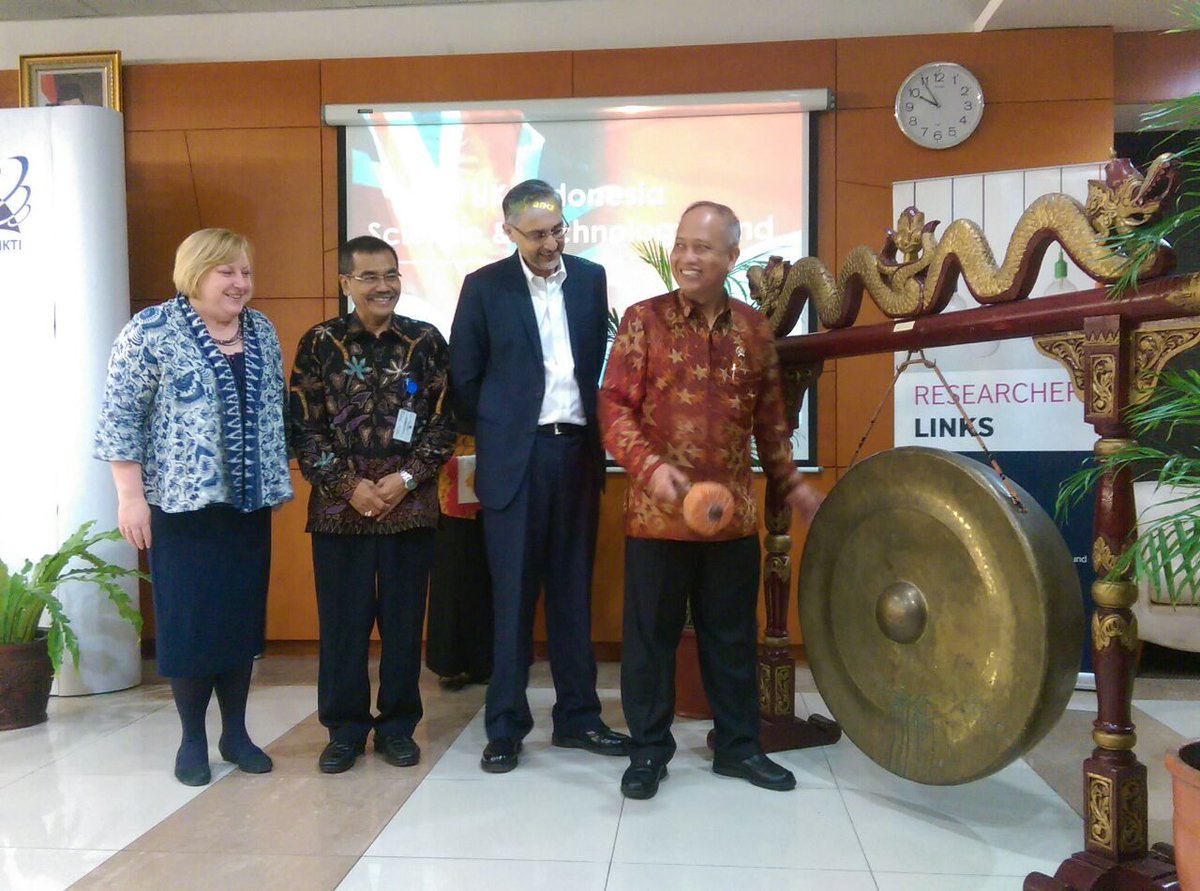 .<a href="/NewtonFund/">Newton Fund</a> &amp; @kemristekdikti launch research funding partnership UK-RI Science &amp; Technology Fund #IndonesiaMatters