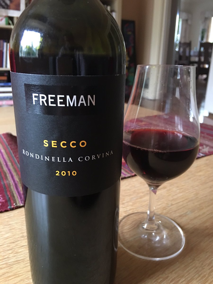 DWSTasmania's tweet photo. Thanks @FreemanVnyrds , delicious wine for the seasonal change https://t.co/bA4JRtMRoW