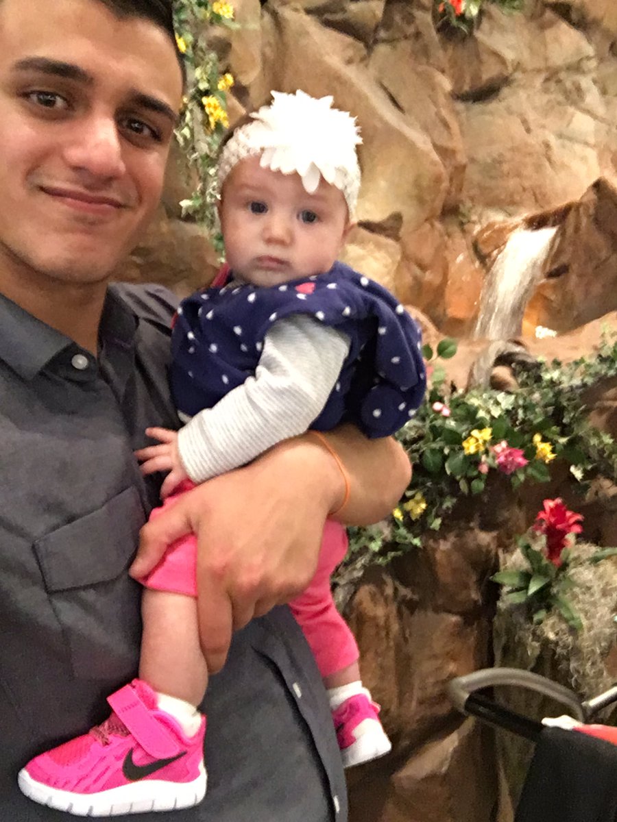 zainqureshi18's tweet image. Bought Ella some pink nikes today! #firstpair