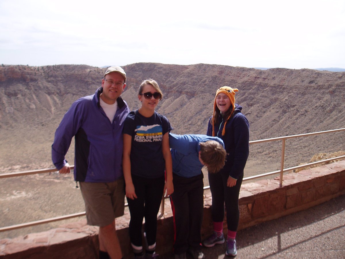 AudreyFriestad's tweet photo. Spring break in Flagstaff and the Grand Canyon was so fun with the best people I could ask to spend it with❤️Family https://t.co/NMnFtZrsTN