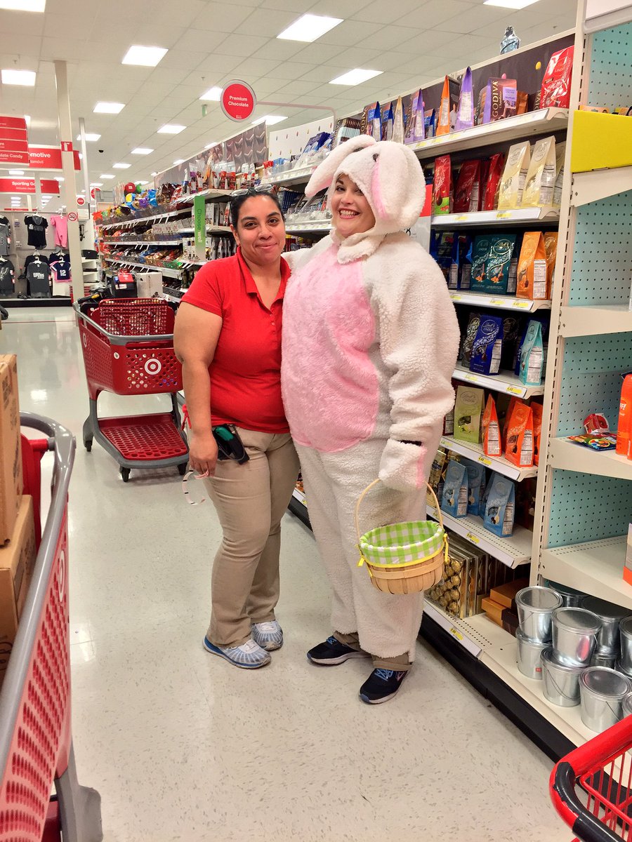 leilaniWHAA's tweet photo. ETL Sam couldn't wait to be the Easter Bunny. Thanks Blanca for helping your guest save 5%! #teamwork #t2803 #easter https://t.co/TQV8GYHvUS