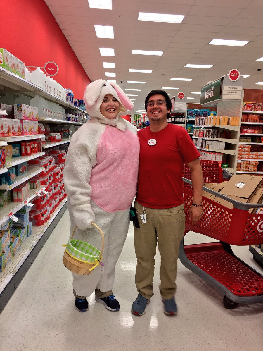 leilaniWHAA's tweet photo. ETL Sam couldn't wait to be the Easter Bunny. Thanks Blanca for helping your guest save 5%! #teamwork #t2803 #easter https://t.co/TQV8GYHvUS