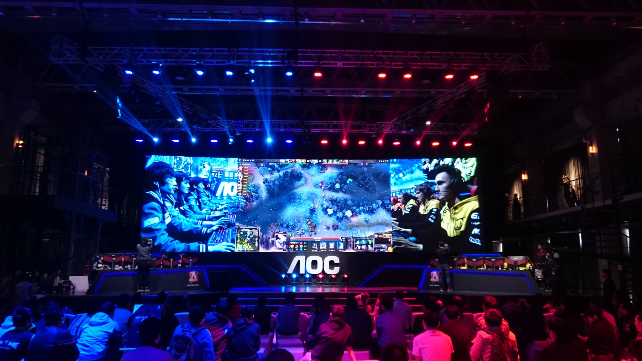 CeNNMkCWsAIxW7i.jpg:large