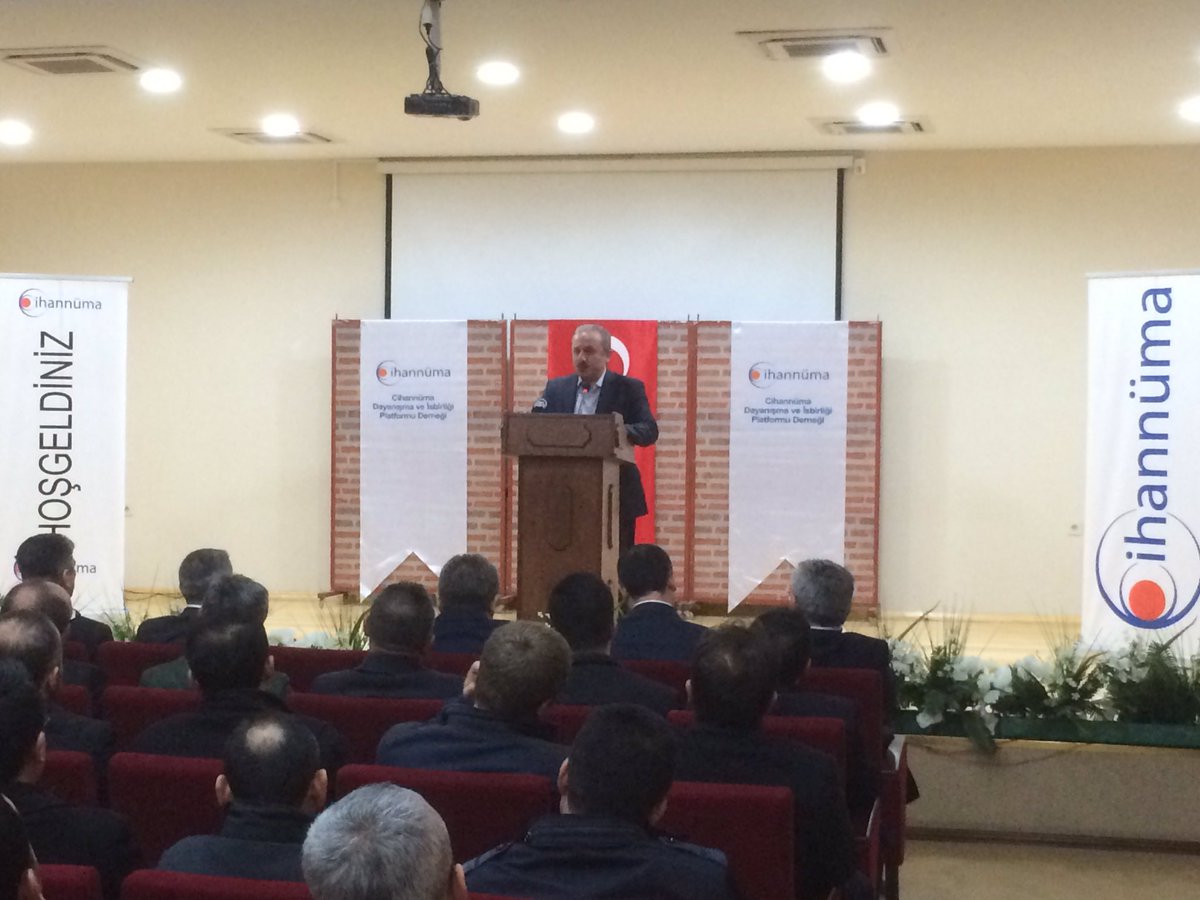 MustafaSentop's tweet photo. Cihannüma Ankara Temsilciliği'nin düzenlediği programda Yeni Anayasa çalışmalarını konuşuyoruz. https://t.co/VVLlI7RqBA