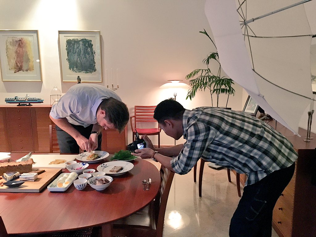 DubesDenmark's tweet photo. Had pleasure talking Danish Gastronomy &amp; preparing open-faced sandwiches 2 @sj_knight. Stay tuned 4 next @foodies_id https://t.co/DI54dAT4uA