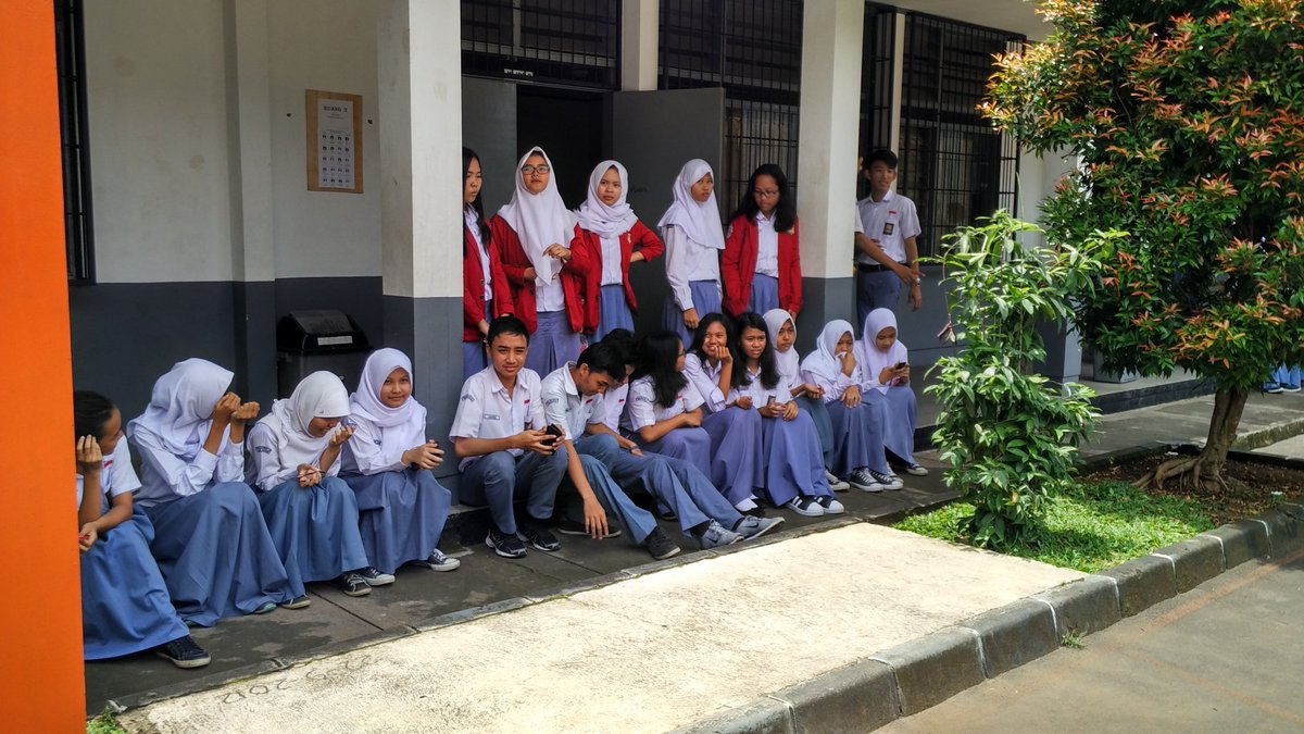 #LiveReport Naughty Goes To School at SMAN 9 Bogor